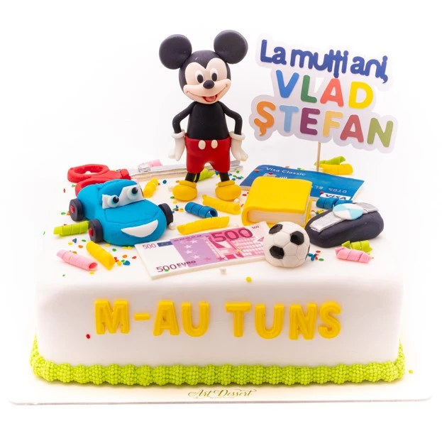 Tort de Mot cu Mickey pentru Vlad