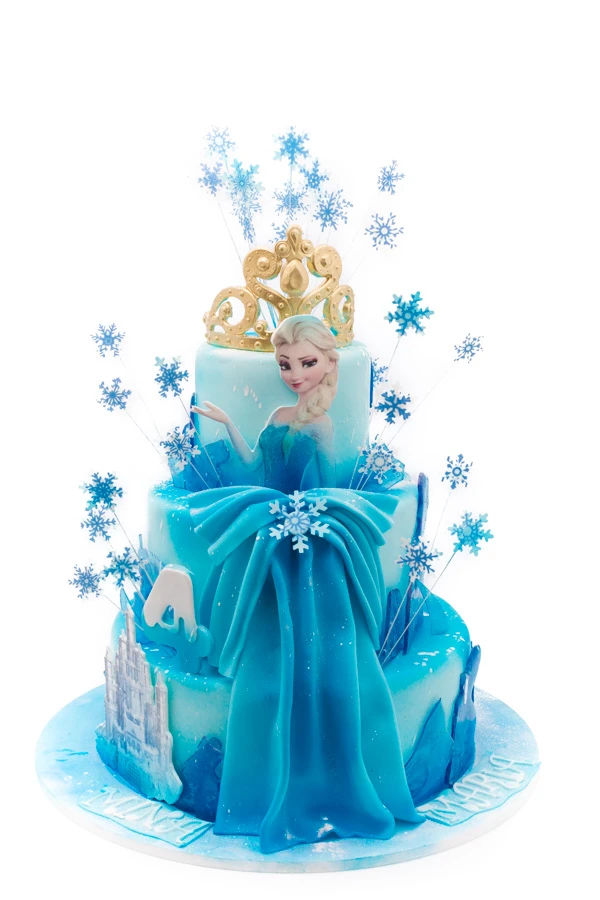 Tort Frozen pentru Mina 